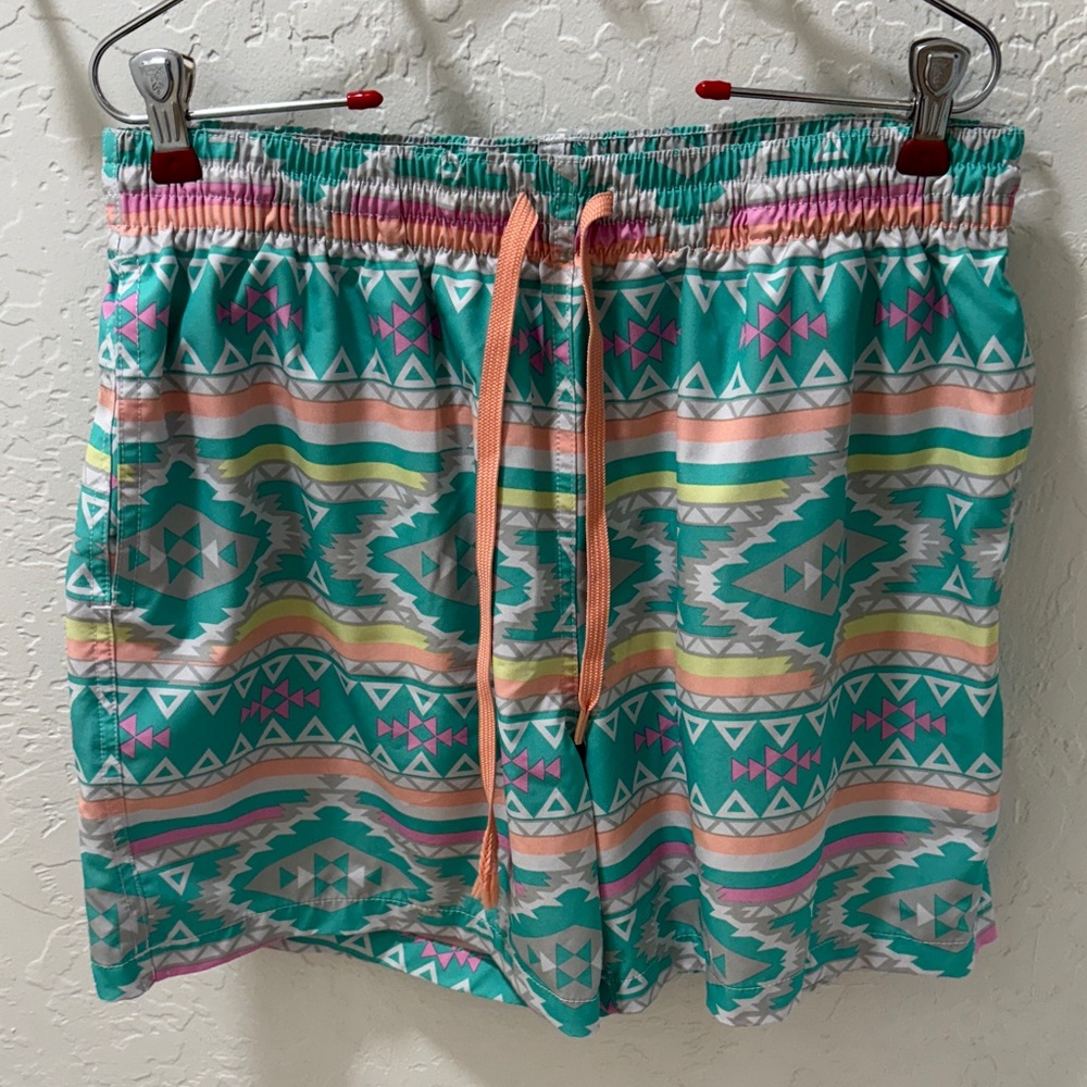 Chubbies Men’s “En Fuego” Swim Trunks XL 5.5” - XL